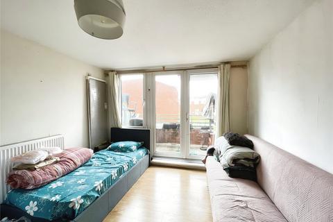 1 bedroom flat for sale, Cossall Walk, London SE15