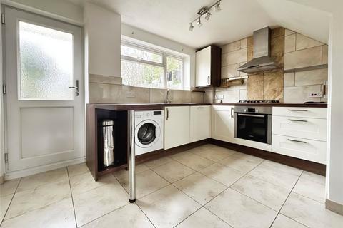 3 bedroom terraced house to rent, Breamore Road, Hampshire SO18