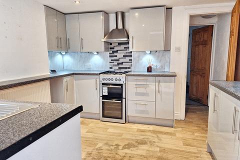 3 bedroom terraced house for sale, Burgess Road, Strood