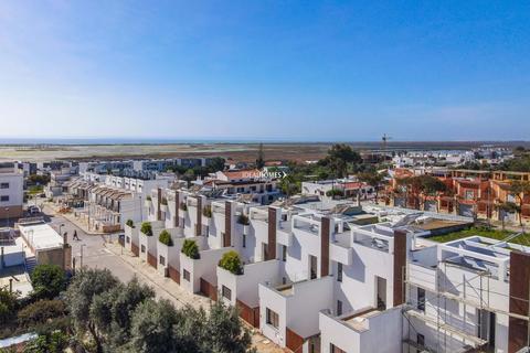 3 bedroom townhouse, Fuseta,  Algarve, Portugal