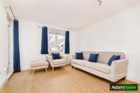 2 bedroom apartment to rent, Woodside Grange, Woodside Park N12