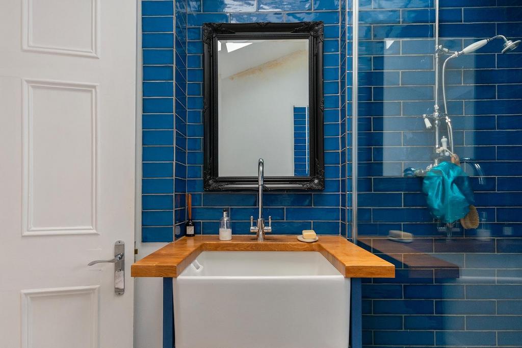 0 W2 PCN - Bathroom A.jpg