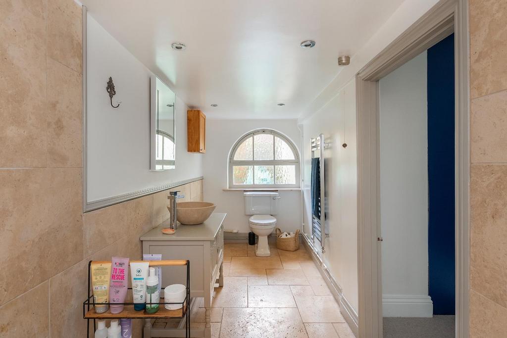 0 W2 PCN - Ensuite B.jpg