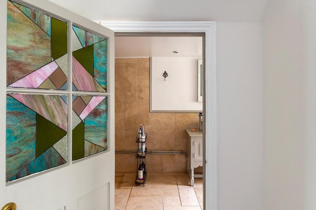0 W2 PCN - Ensuite C.jpg