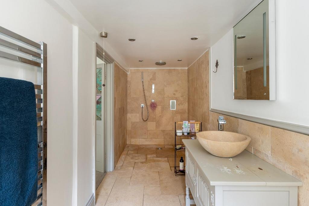 0 W2 PCN - Ensuite A.jpg