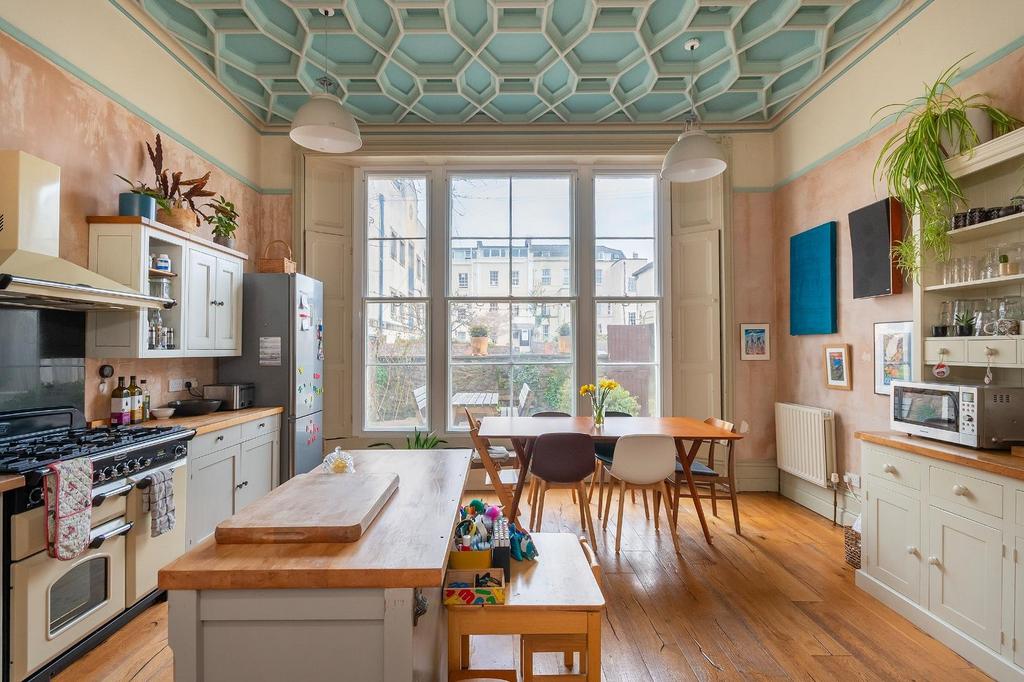 0 W2 PCN - Kitchen Diner E.jpg