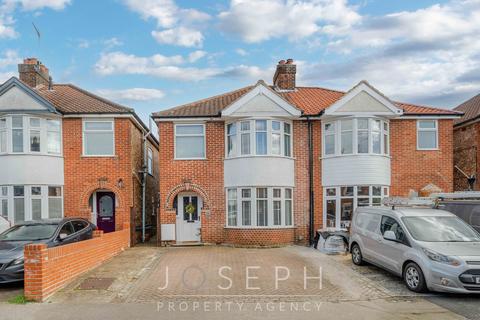 94 Nelson Road, Ipswich, IP4 4DU