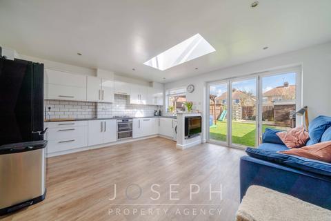 94 Nelson Road, Ipswich, IP4 4DU