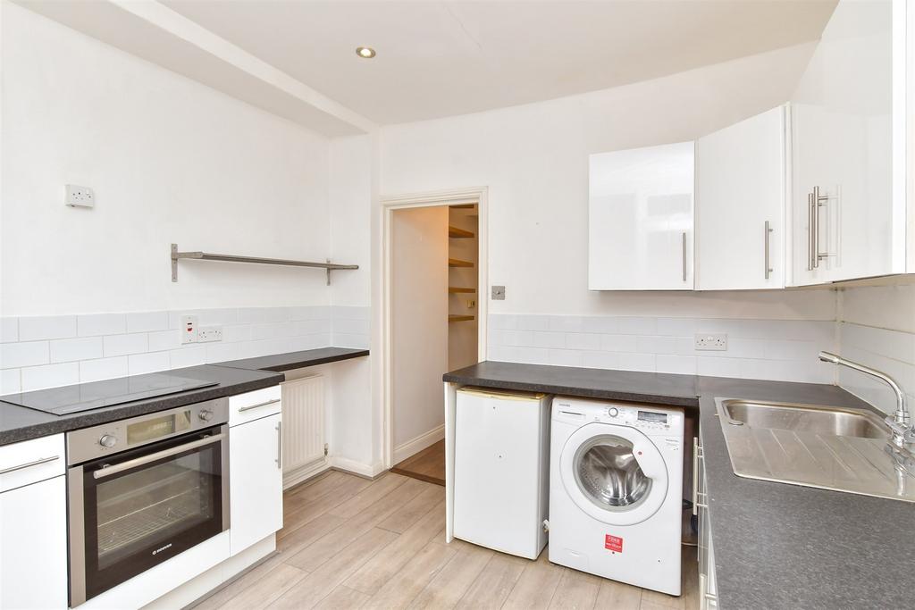 Kitchen/ Breakfast Room