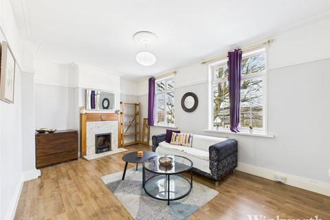 3 bedroom apartment to rent, Northfield Avenue, London, W5