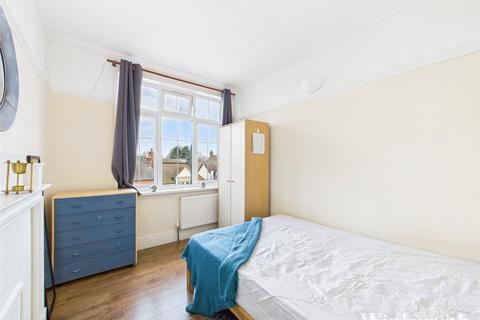 3 bedroom apartment to rent, Northfield Avenue, London, W5