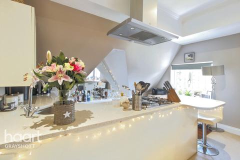 1 bedroom apartment for sale, Hazel Grove, Hindhead