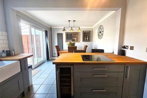 1 Barrymore Close, Langport, TA10 9TB