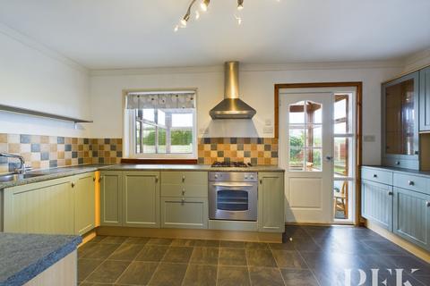 8 Wray Head, Drigg, Holmrook, CA19 1XR