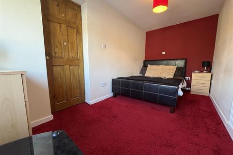 3 bedroom semi-detached house for sale, Oakwood Road, Sutton Coldfield