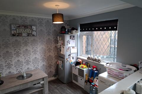 2 Belton Grove, Grimsby, DN33 1EB