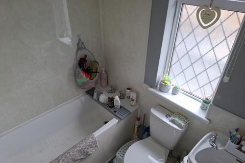 2 Belton Grove, Grimsby, DN33 1EB
