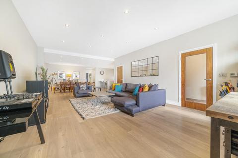 undefined, Josephine Avenue, SW2