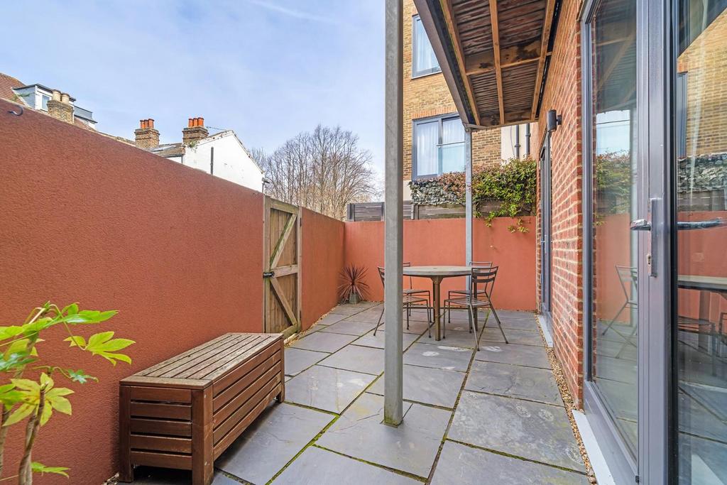 Courtyard Garden.jpg