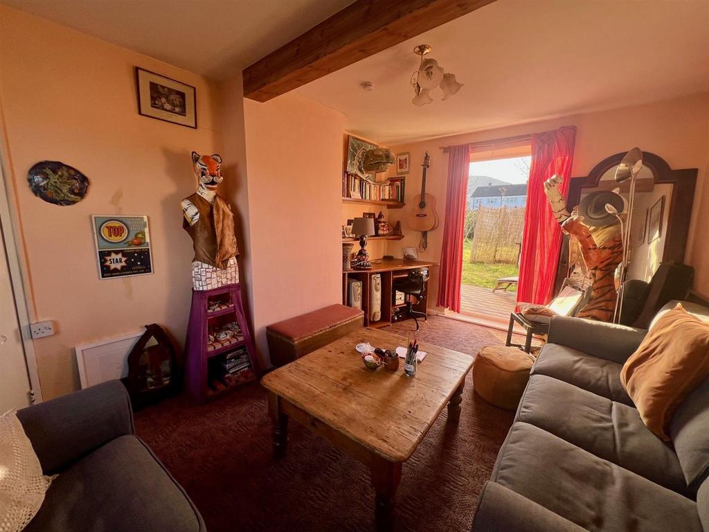 Living Room.jpg