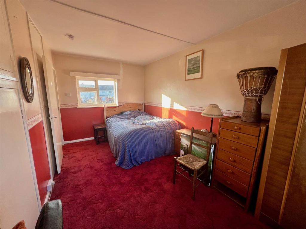 Bedroom One.jpg