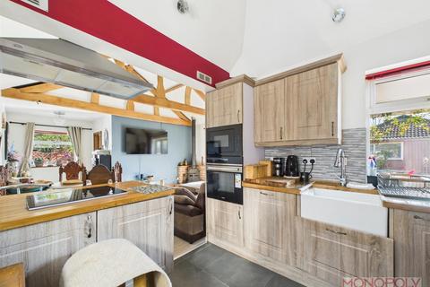 undefined, Croeshowell Lane, Rossett, Wrexham