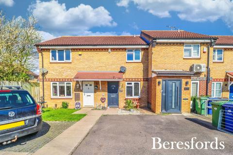 31 Chelmer Drive, South Ockendon, RM15 6EE