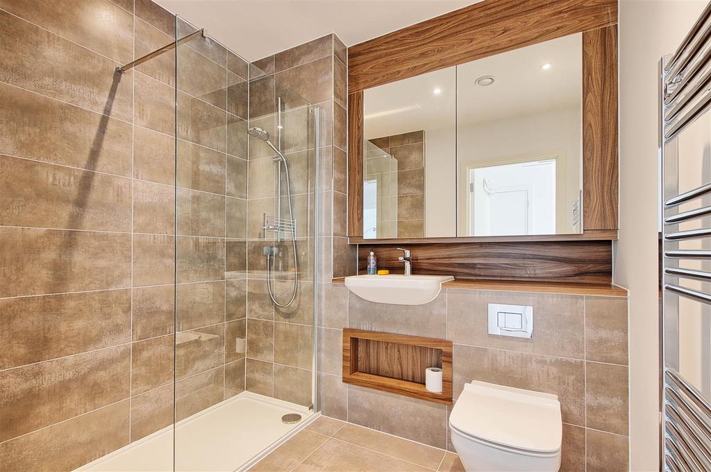 Shower Room.jpg