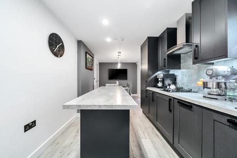 1 Spring Close, Harefield, Uxbridge, UB9 6HD