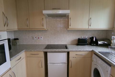 1 bedroom flat for sale, Flat 21 Cwrt Beaufort Palmyra Court West Cross Swansea Sa3 5sw