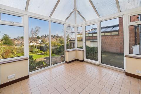 49 Alexandra Road, Burton-on-trent, DE15 0JB