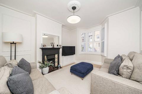 27 Heathfield North, Twickenham, TW2 7QN