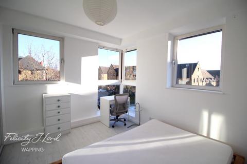 2 bedroom apartment to rent, Cape Yard, LONDON