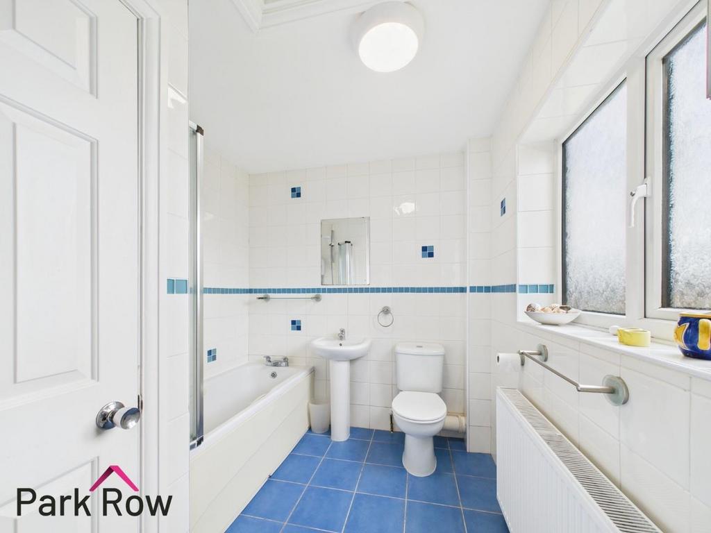 Family bathroom