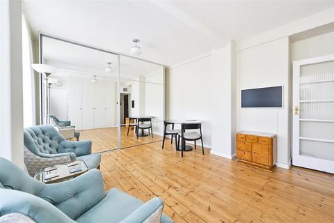undefined, Florin Court, London EC1M