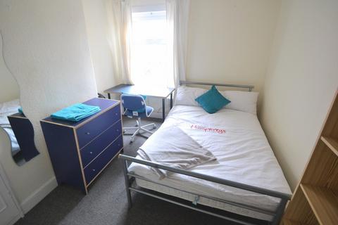 3 bedroom detached house to rent, (3BED) Dallas York Road, Beeston NG9