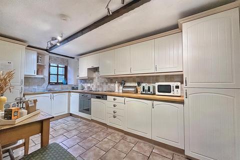 2 bedroom terraced house for sale, Tucoyse Farm, Tregony, Truro