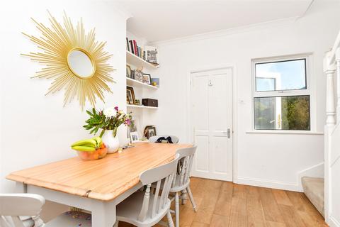 2 bedroom semi-detached house for sale, William Street, Tunbridge Wells, Kent
