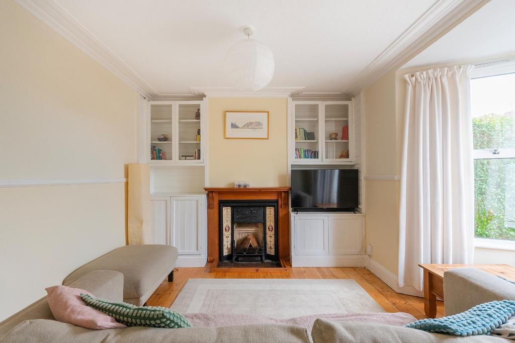 0 M7 PSFS - Living Room B.jpg