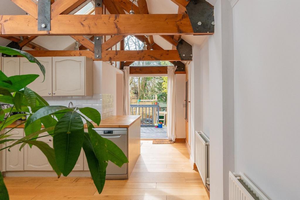 0 M7 PSFS - Kitchen E.jpg