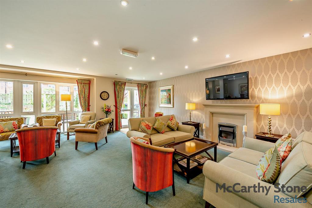 Homeowners Lounge
