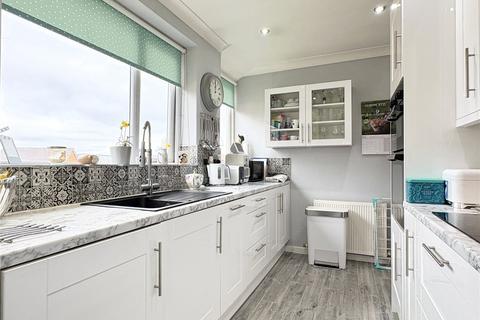 9 Chilton Avenue, Chadderton, Oldham, OL9 9RB