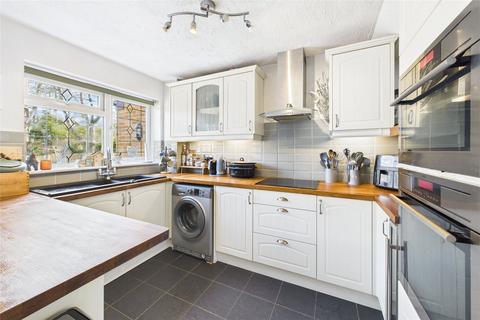 10 Ash Tree Close, Farnborough, GU14 0QP