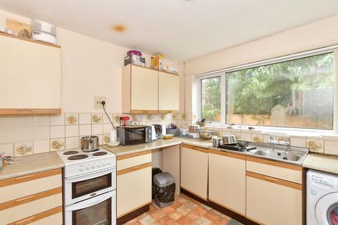 2 bedroom detached bungalow for sale, New Street, Canterbury CT1