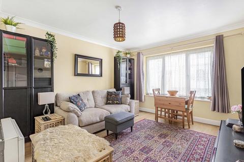 2, Enton Place Vine Place, Hounslow, TW3 3PE