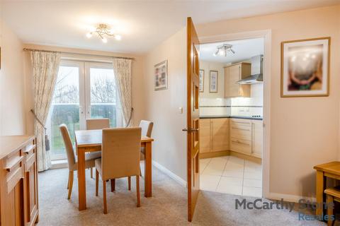 1 bedroom apartment for sale, Dutton Court, Station Approach, Off Station Road, Cheadle Hulme