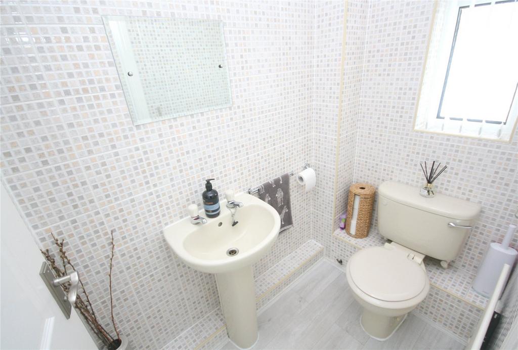 Cloakroom/WC