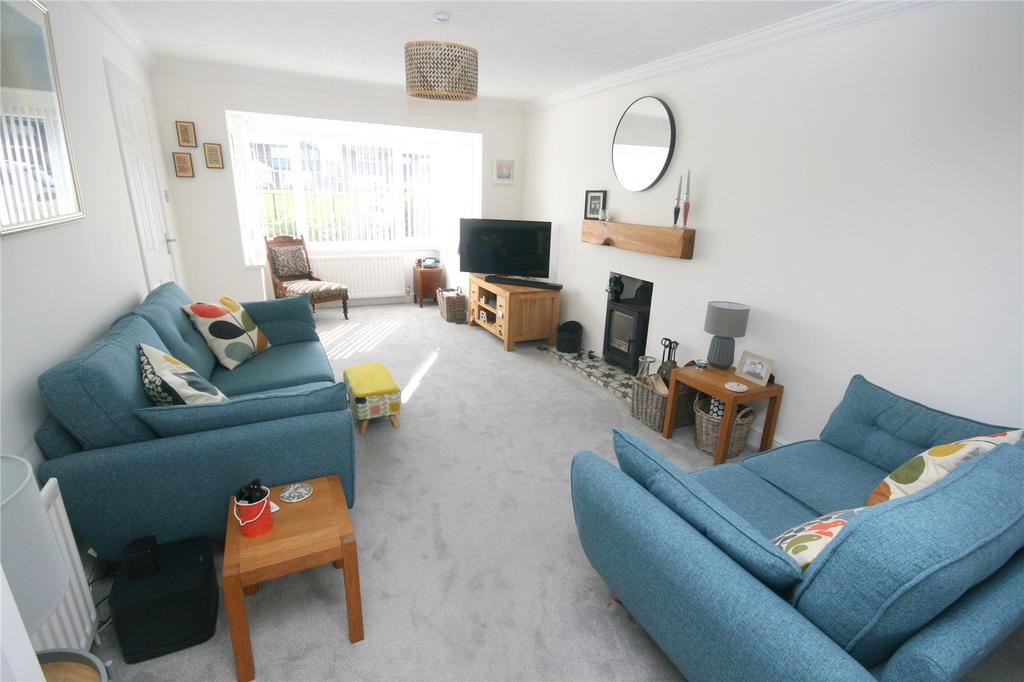 Living Room (3)