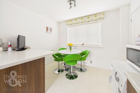 1 Blackbird Way, Harleston, IP20 9GA