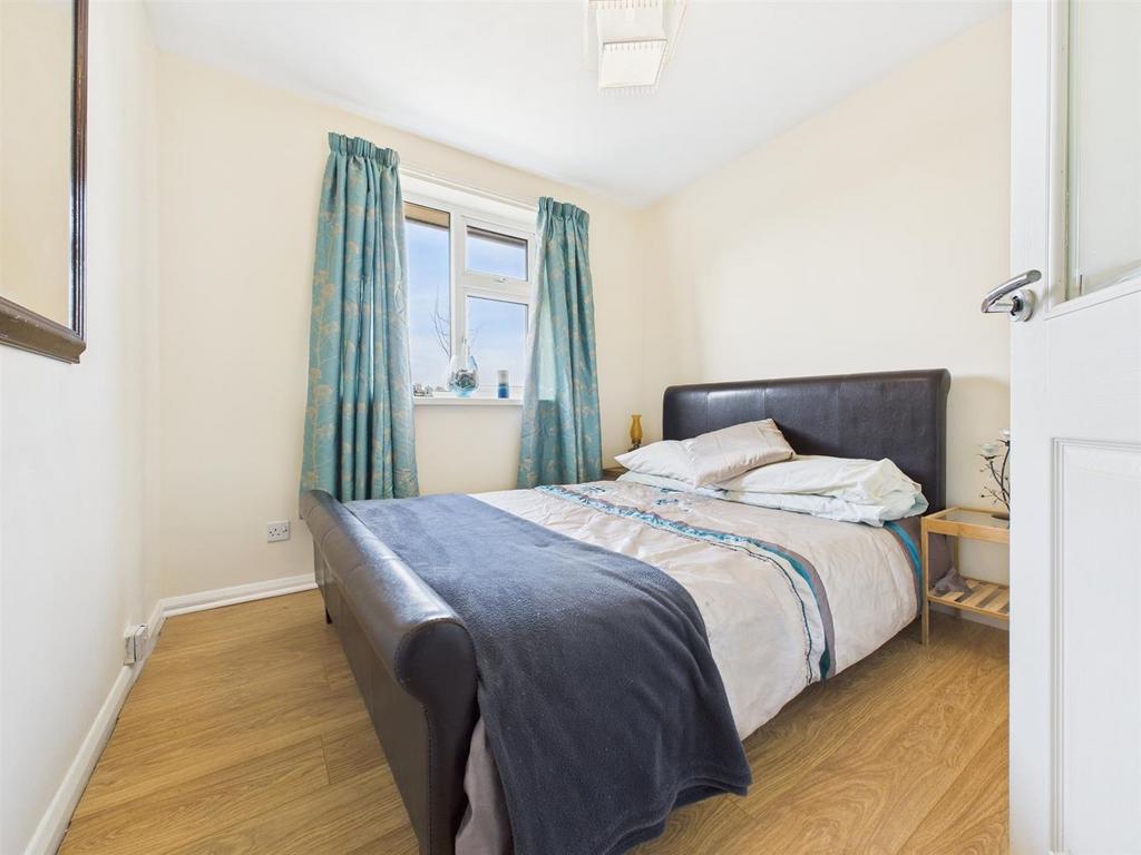 Bedroom:
